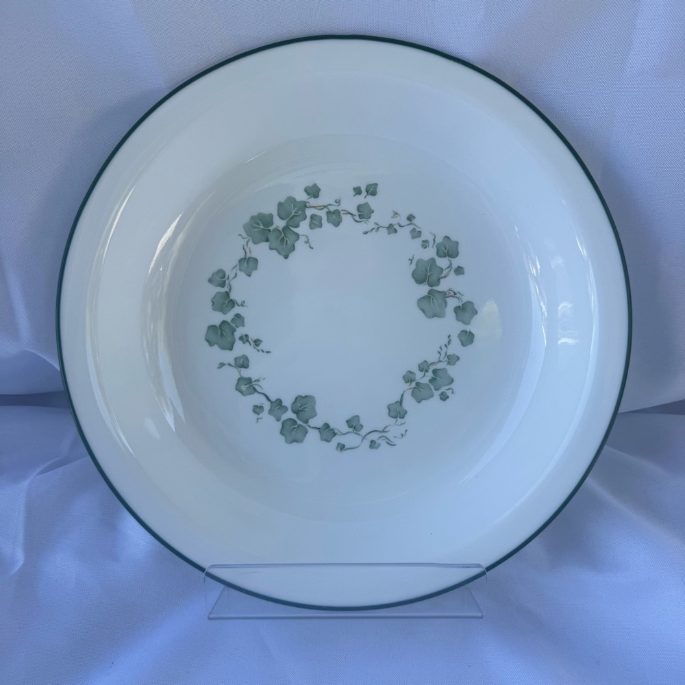 Corelle Callaway Ivy Pie Dish Dessert Serving Plate by Corning RARE 10β Diameter